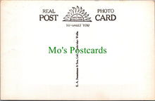 Load image into Gallery viewer, Kent Postcard - Tunbridge Wells, The Pantiles SW11286