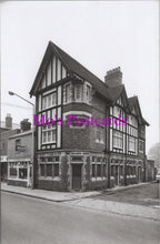 Load image into Gallery viewer, Hampshire Postcard - The Masons Arms, St Marys Road, Southampton SW14508
