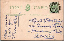 Load image into Gallery viewer, Berkshire Postcard - Shooters Hill, Pangbourne SW16122