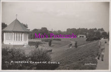 Load image into Gallery viewer, Yorkshire Postcard - Riverside Gardens, Goole HM608