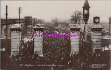 Load image into Gallery viewer, London Postcard - 3rd Arsenal Gates at Dinner Time HM551