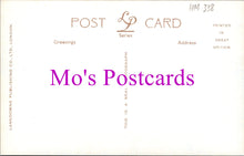 Load image into Gallery viewer, London Postcard - Trafalgar Square and The National Gallery HM338