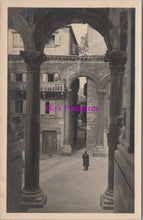 Load image into Gallery viewer, Croatia Postcard - Split, Ulaz u Stolnu Crkvu DZ323