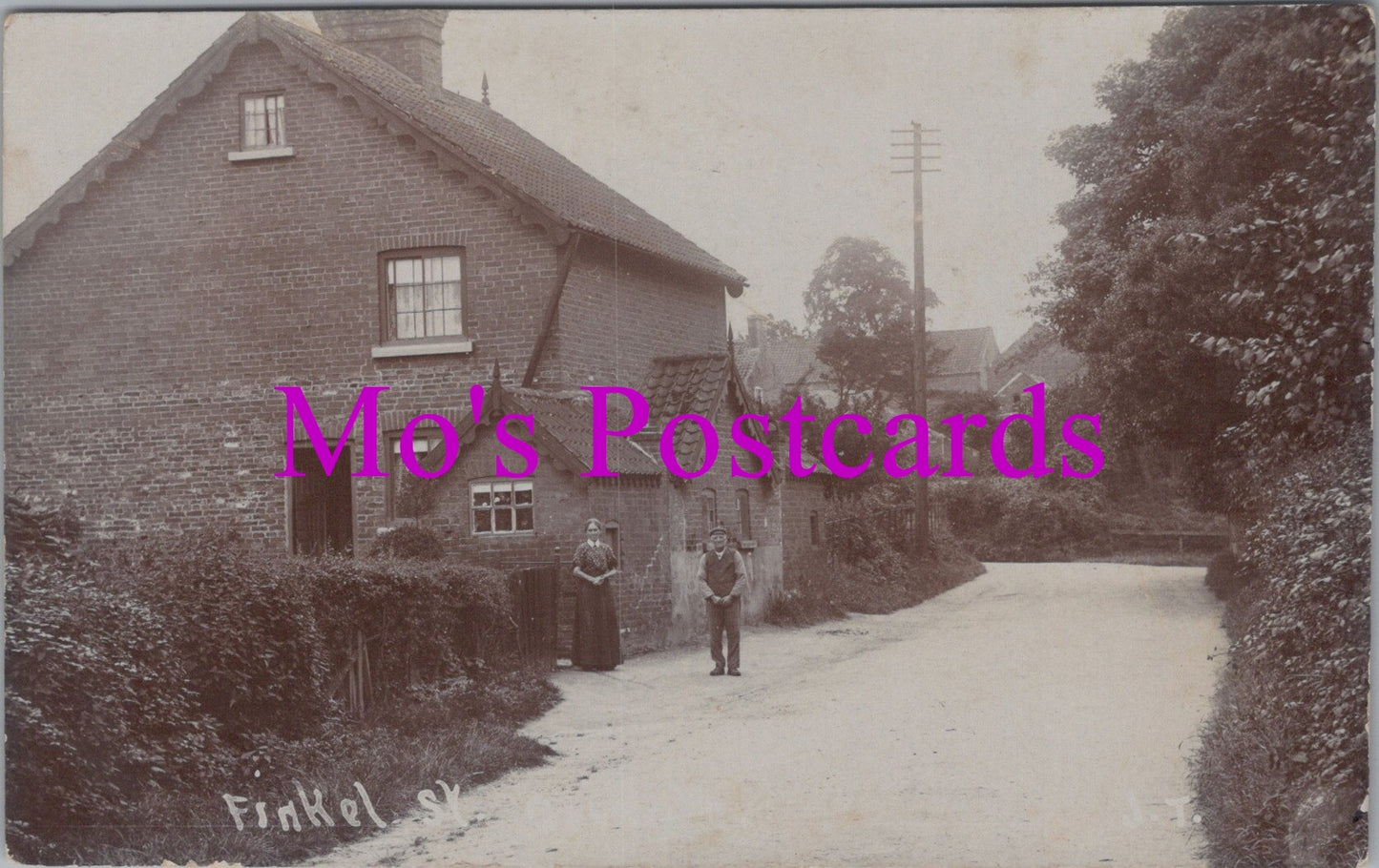 Nottinghamshire Postcard - Finkel Street, Gringley On The Hill HM745