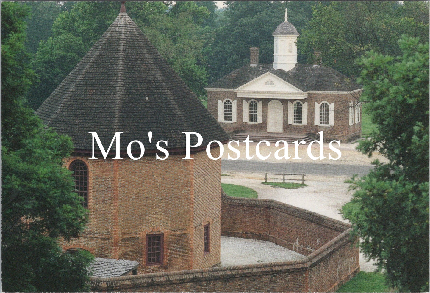 America Postcard - Courthouse and Magazine, Colonial Williamsburg SW16709