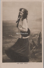 Load image into Gallery viewer, Theatrical Postcard - British Actress Miss Mabel Green SW18019
