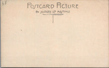 Load image into Gallery viewer, London Postcard - Traffic Outside Westminster Abbey SW16987