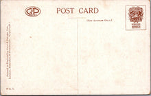 Load image into Gallery viewer, Middlesex Postcard - Hampton Court Palace, The Lion Gates SW17009