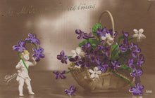 Load image into Gallery viewer, Greetings Postcard - A Merry Christmas, Basket of Flowers SW20646