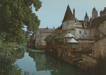Load image into Gallery viewer, France Postcard - Loches, Vieilles Maisons Dans Le Miroir De I'Indre SW19003