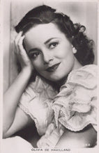Load image into Gallery viewer, Theatrical Postcard - Film Actress Olivia De Havilland SW18806