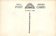 Load image into Gallery viewer, London Postcard - Sutton, Cheam Road and Baptist Church SW19298