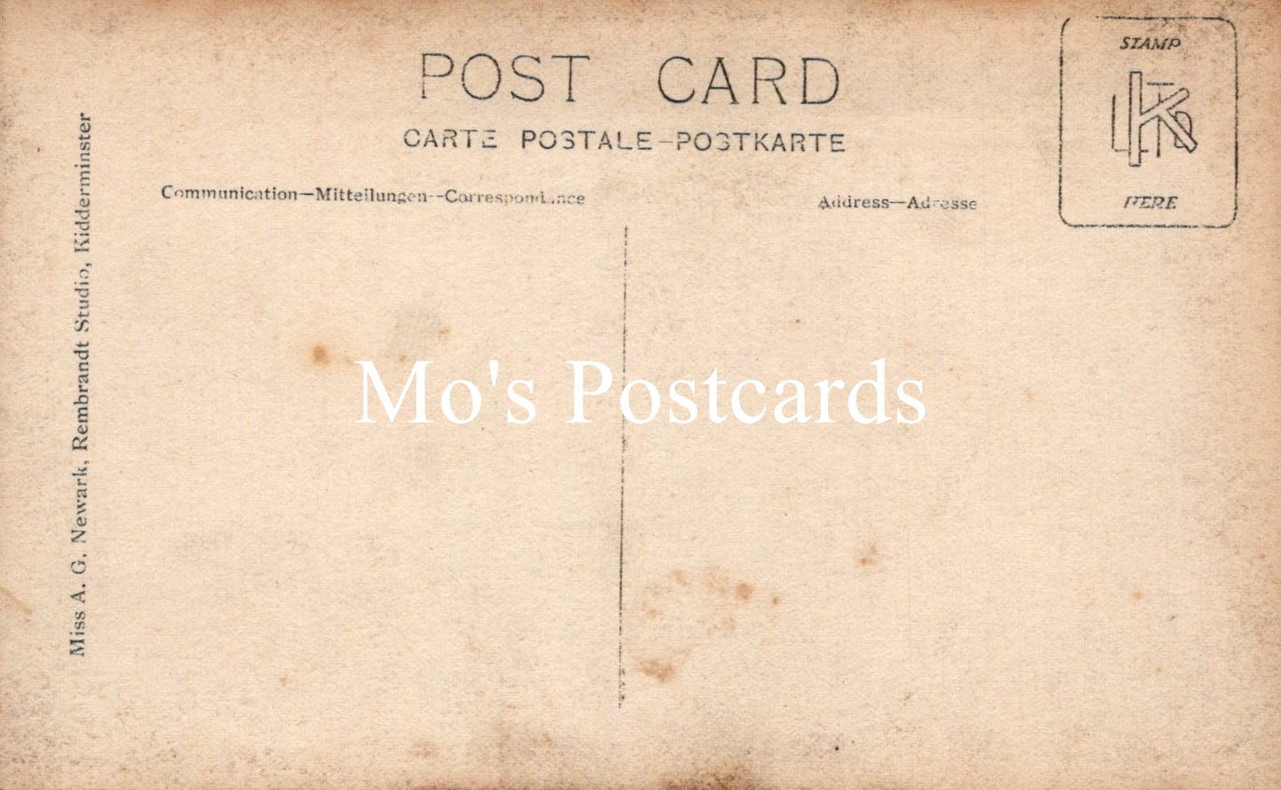 Ancestors Postcard - Young Lady, Fashion, Womenswear SW18731