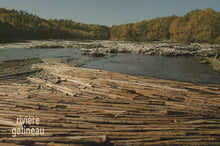 Load image into Gallery viewer, Canada Postcard - Drave Sur La Riviere Gatineau, Quebec SW19206