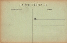 Load image into Gallery viewer, France Postcard - Saint-Omer, Rue Saint-Bertin VT98