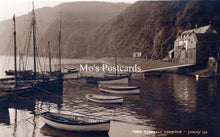 Load image into Gallery viewer, Devon Postcard - Clovelly Harbour SW18243