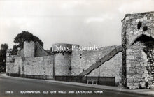 Load image into Gallery viewer, Hampshire Postcard - Southampton, Old City Walls SW18266