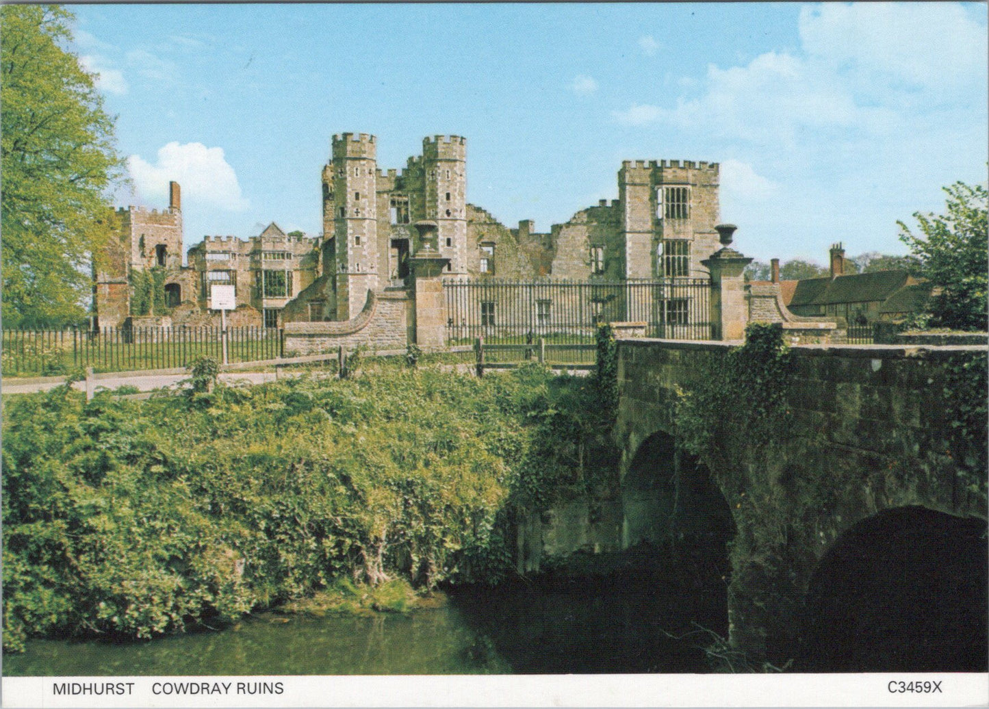 Sussex Postcard - Midhurst, Cowdray Ruins SW16910