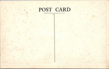 Load image into Gallery viewer, Herefordshire Postcard - The Horse and Jockey Hotel, Colwall SW17933