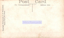 Load image into Gallery viewer, Bedfordshire Postcard - Thatched Cottage, Old Warden SW20223