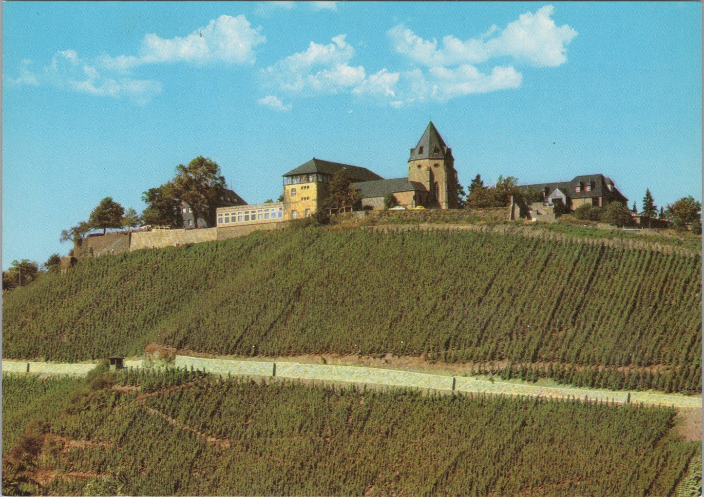 Germany Postcard - Bullay a.d.Mosel, Jugendbildungsstatte Marienburg SW17312