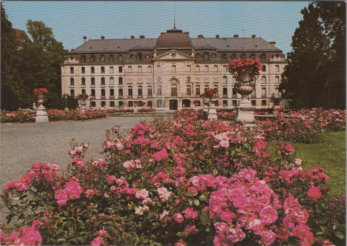 Germany Postcard - Furstilch Furstenbergisches Schloss, Donaueschingen, SW17240