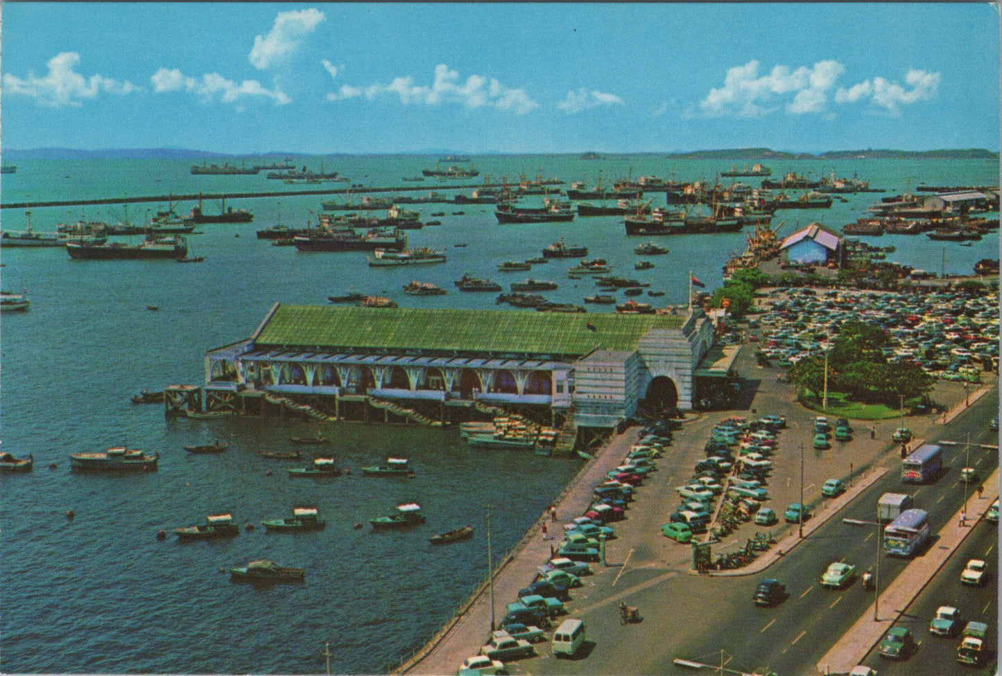 Singapore Postcard - Clifford Pier, Marina Bay SW17384