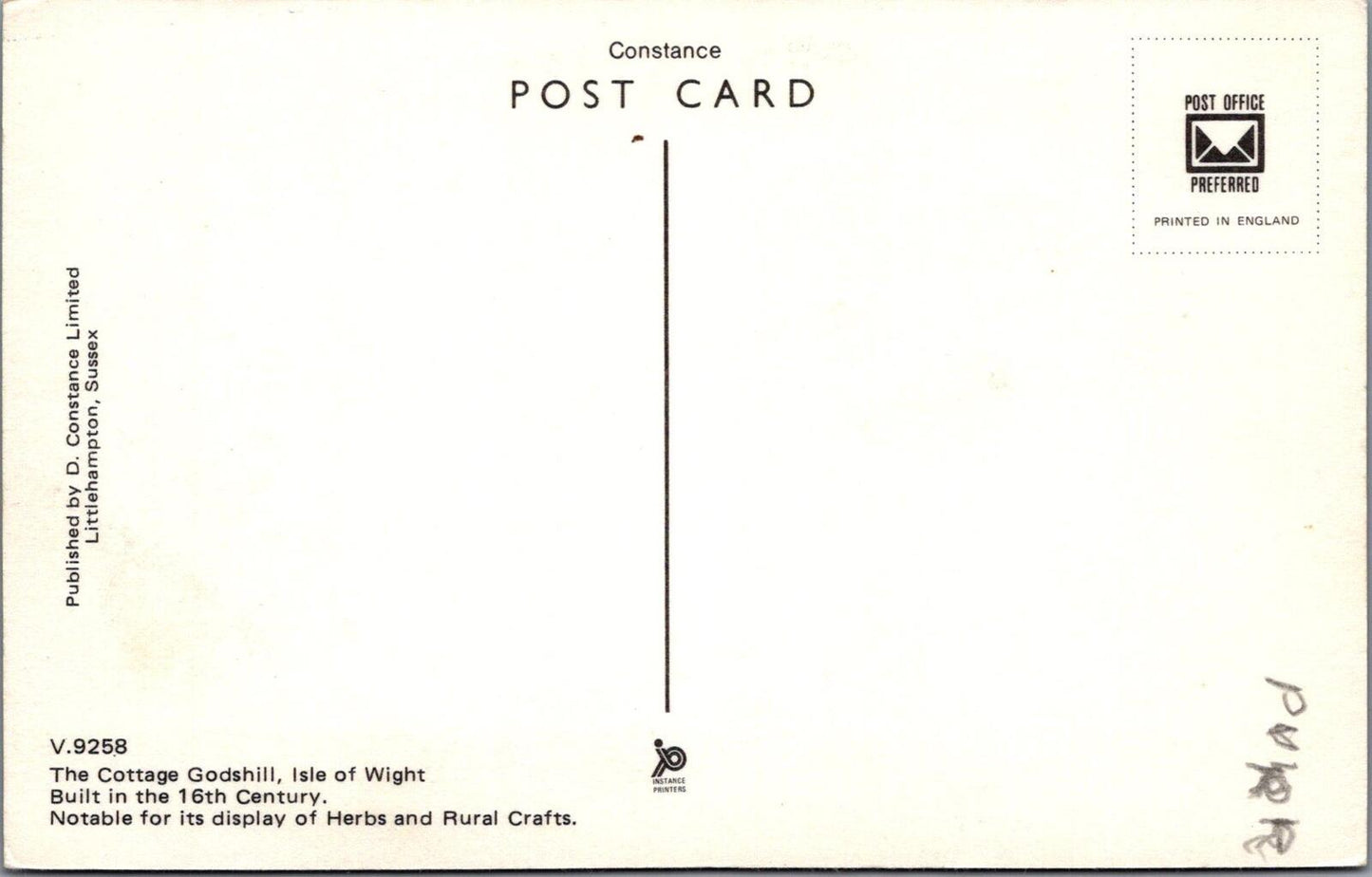 Isle of Wight Postcard: Godshill, High Street The Cottage & Village Crafts XT2001