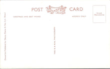 Load image into Gallery viewer, Yorkshire Postcard - General View of Staithes XT148