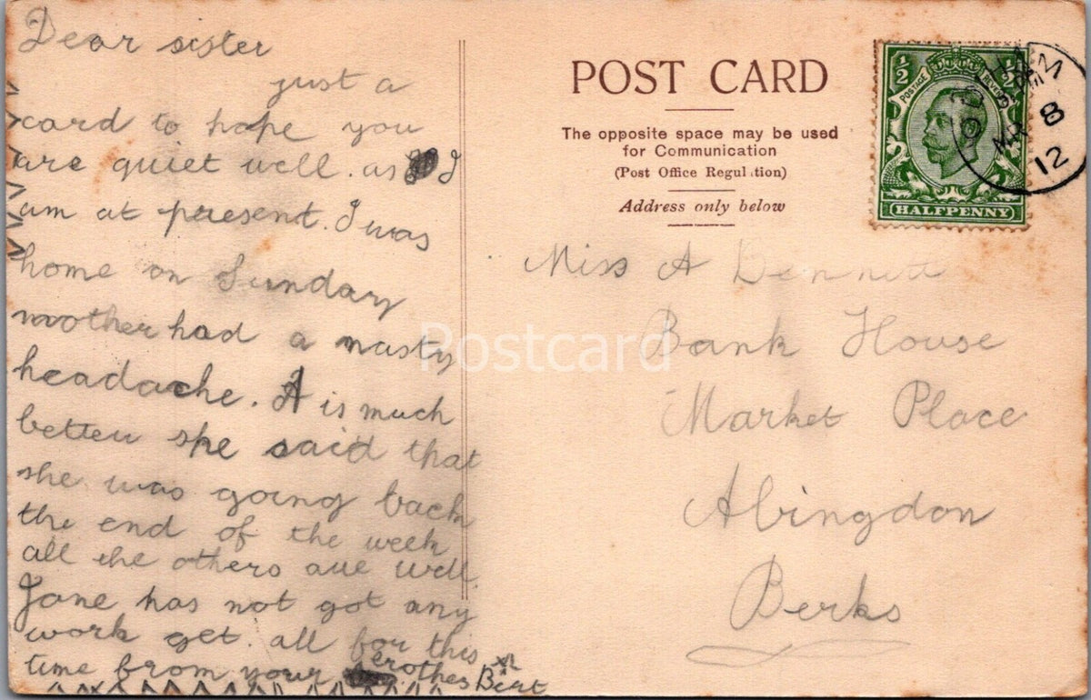Hampshire Postcard: Odiham The Vicarage Historic Timbered House Building XT5077