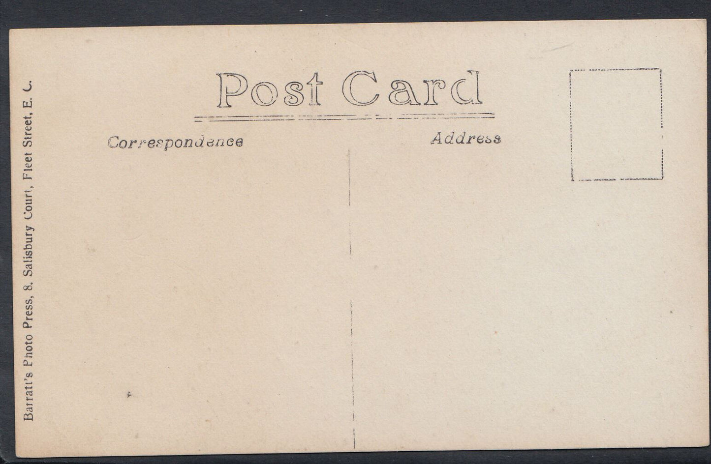 Social History Postcard - London? - Large Group of People MB1417