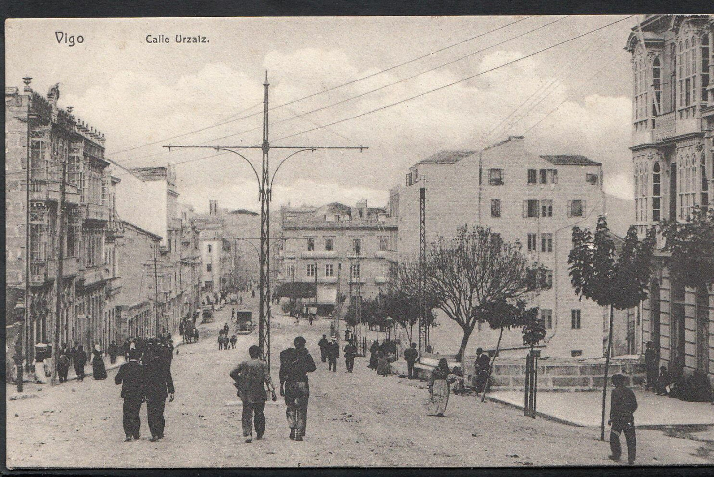 Spain Postcard - Vigo - Calle Urzalz MB2294