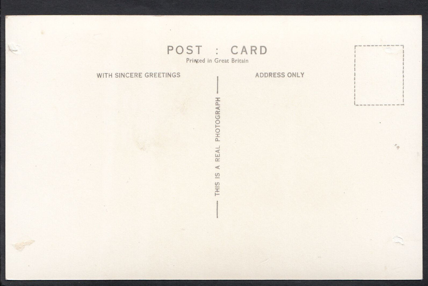 Yorkshire Postcard - Hutton-Le-Hole B324