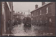 Load image into Gallery viewer, Norfolk Postcard - Norwich Floods - August 27/12 - Barn Road BR379