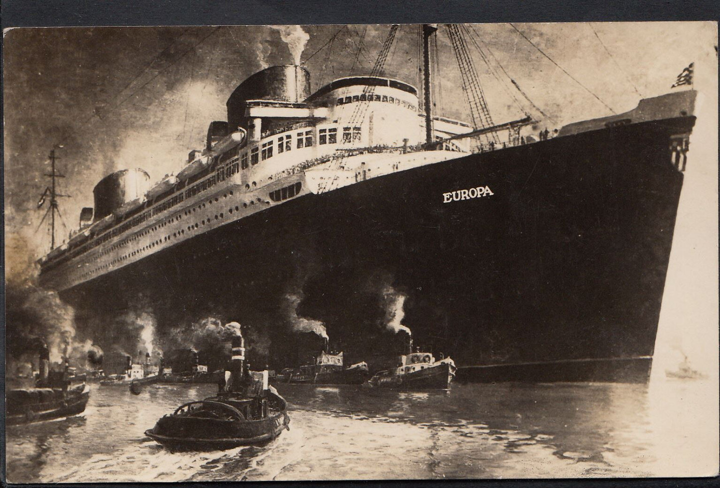Shipping Postcard - Cruise Liner S.S Europa to New York BT265