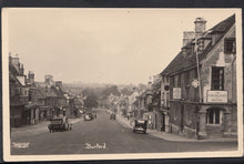 Load image into Gallery viewer, Oxfordshire Postcard - Street Scene in Burford MB101