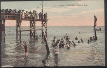 Load image into Gallery viewer, France Postcard - Le Havre - Scene De Bains A5270