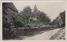 Load image into Gallery viewer, Oxfordshire Postcard - Chastleton Village Ref.SW9892