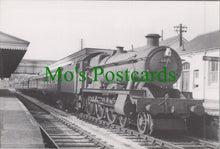 Load image into Gallery viewer, Railway Postcard - Engine No 6965 'Thirlestaine Hall' at Paignton, 1960 - Ref.SW10211