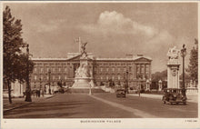 Load image into Gallery viewer, London Postcard - Buckingham Palace SW10621