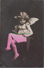 Load image into Gallery viewer, Children Postcard - Girl Dressed as a Cherub / Angel SW10365