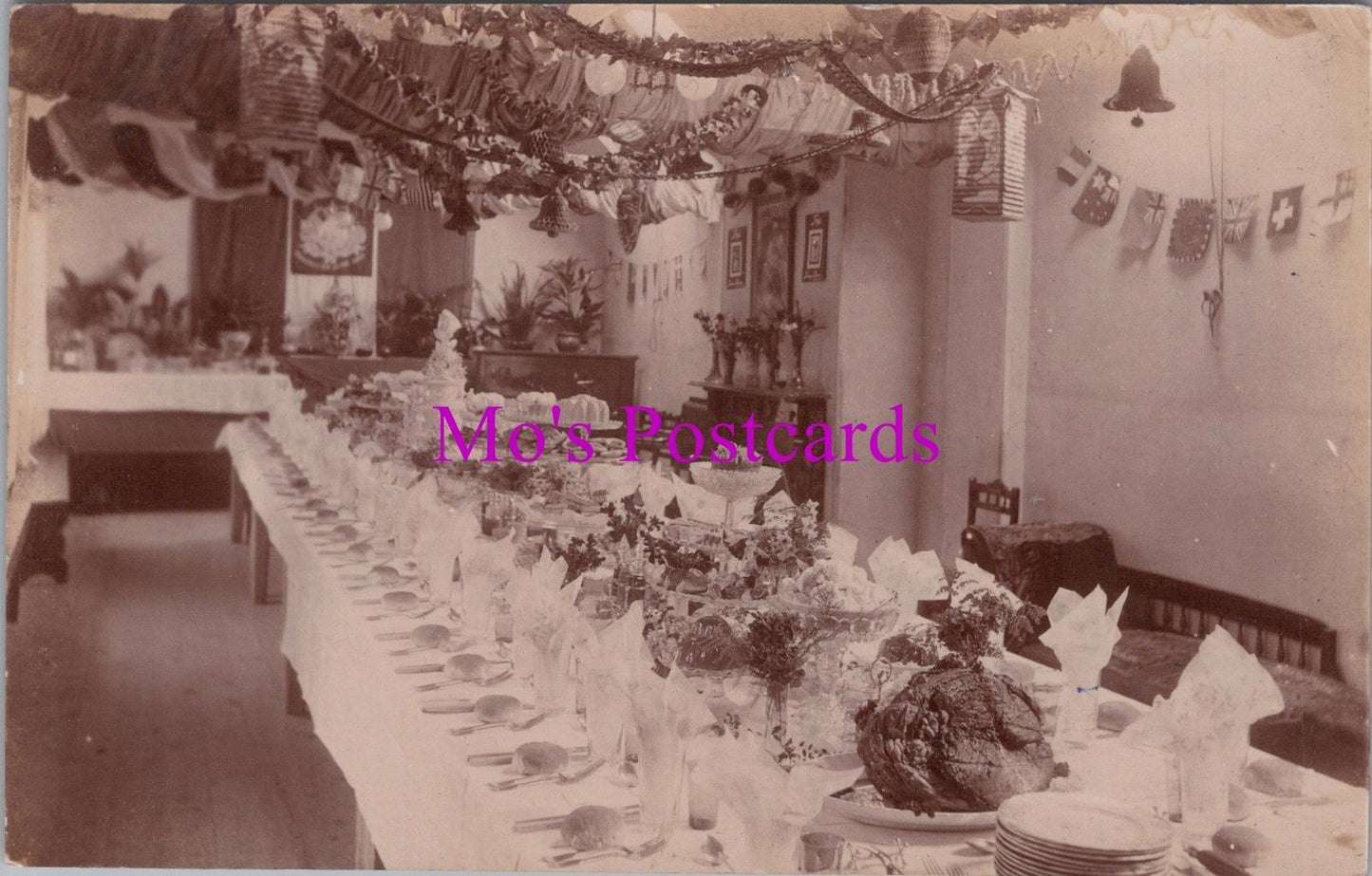 Social History Postcard: Christmas Decorations, Large Xmas Dinner Table RS38468