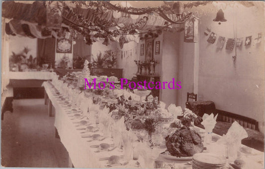 Social History Postcard: Christmas Decorations, Large Xmas Dinner Table RS38468