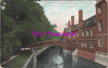 Load image into Gallery viewer, Cambridgeshire Postcard - Cambridge, Queen's Bridge and College  HM202
