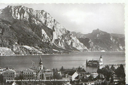 Austria Postcard: Schloss Orth Am Traunsee Mit Traunstein Mountain 1950s 10098A