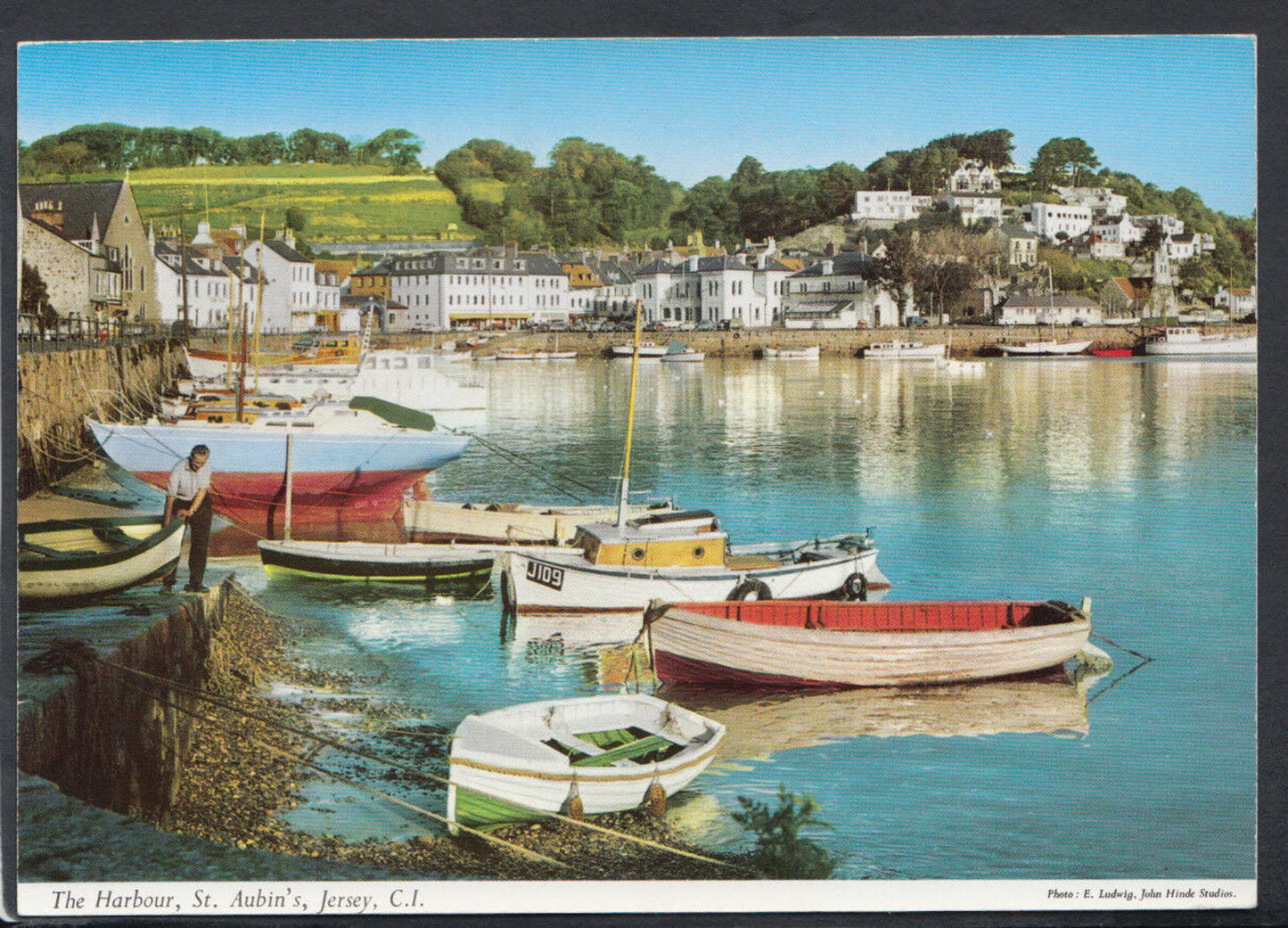 Channel Islands Postcard - The Harbour, St Aubin's, Jersey    RR4741