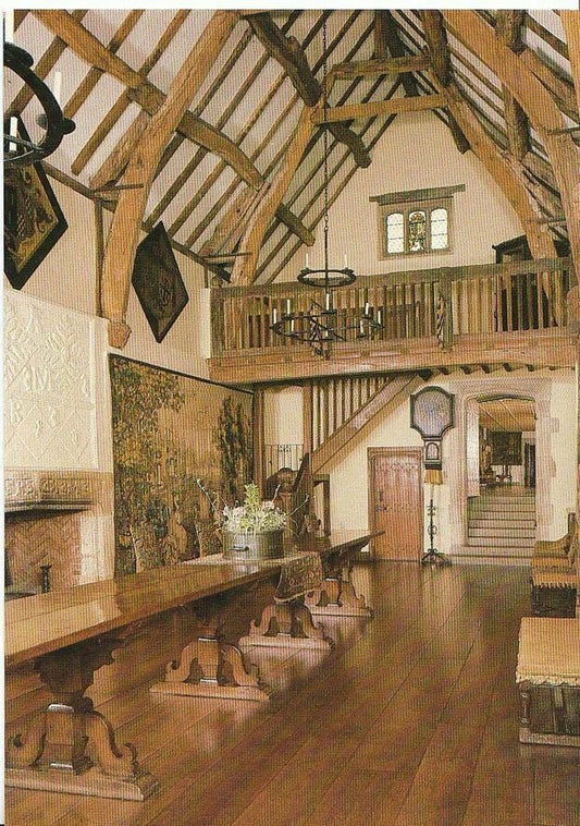Warwickshire Postcard - Packwood House, The Great Hall   AB843