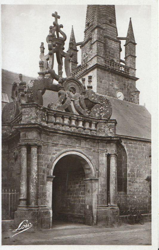 France Postcard - Carnac, Porche De L'Eglise   TZ6097