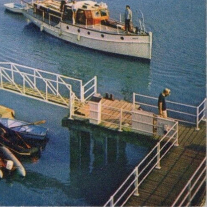 Hampshire Postcard - Buckler's Hard, Beaulieu River  RS39373