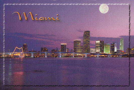 America Postcard - Florida, Miami, The City Lights Up as The Sun Sets RRR481